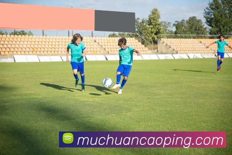 穆德里克：感谢球迷一直以来的支持，请不要放弃我